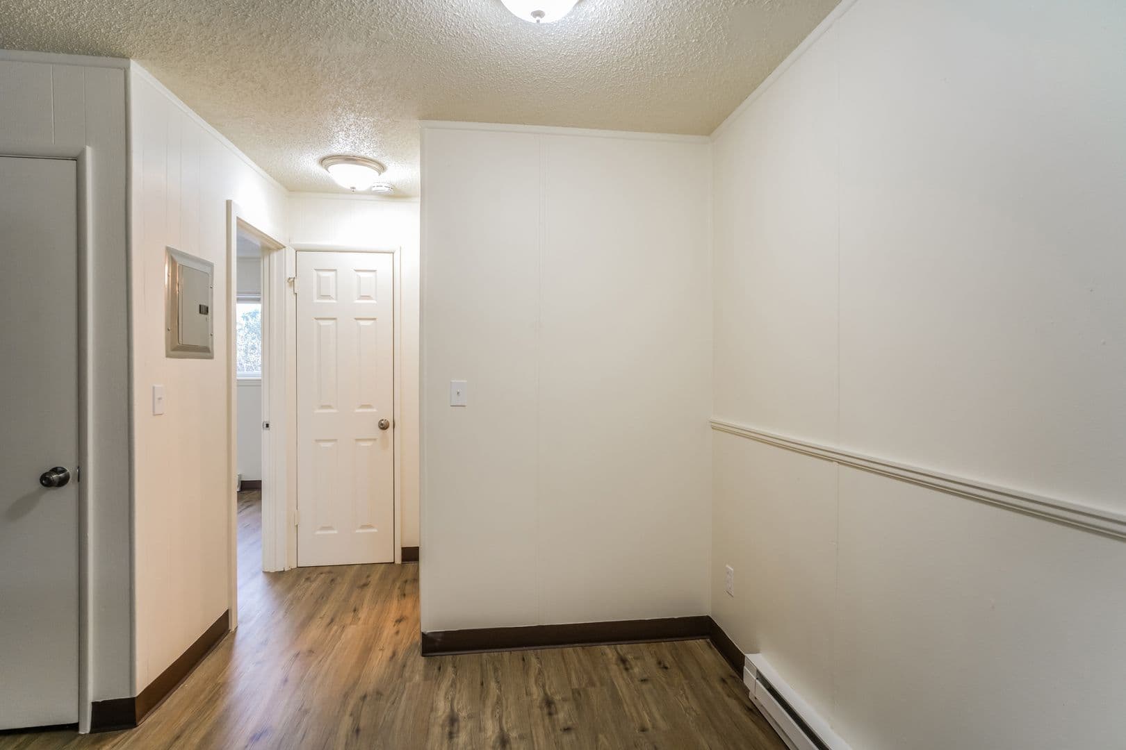 Salem Apartment: 2540 Hyacinth St NE