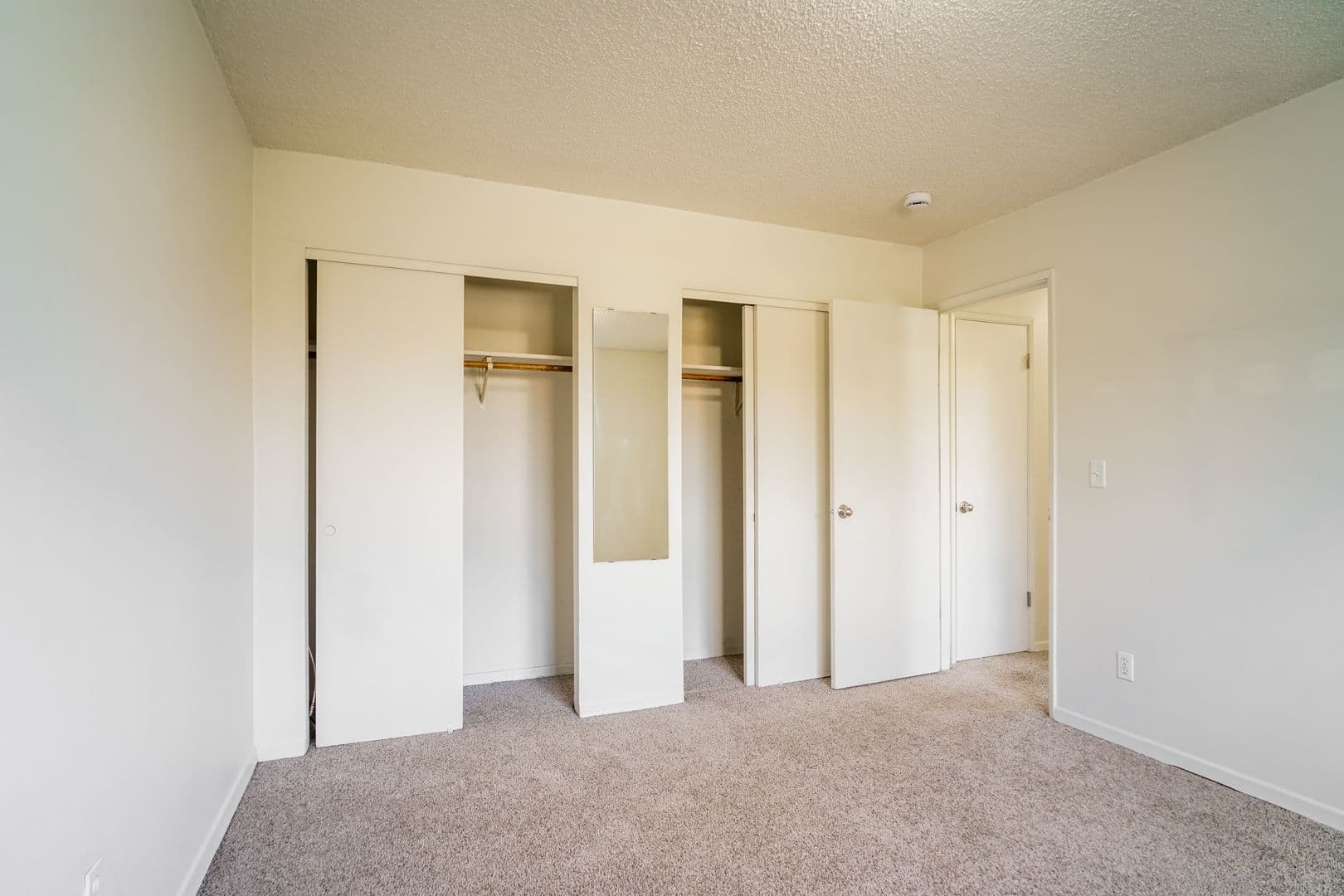 Portland Apartment: 1009 NE 47th Avenue