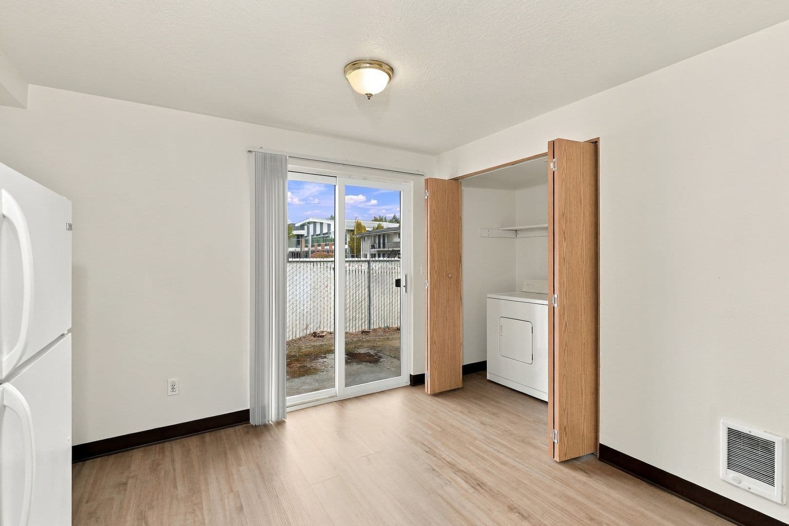 Monmouth Apartment: 366 Main Street W.