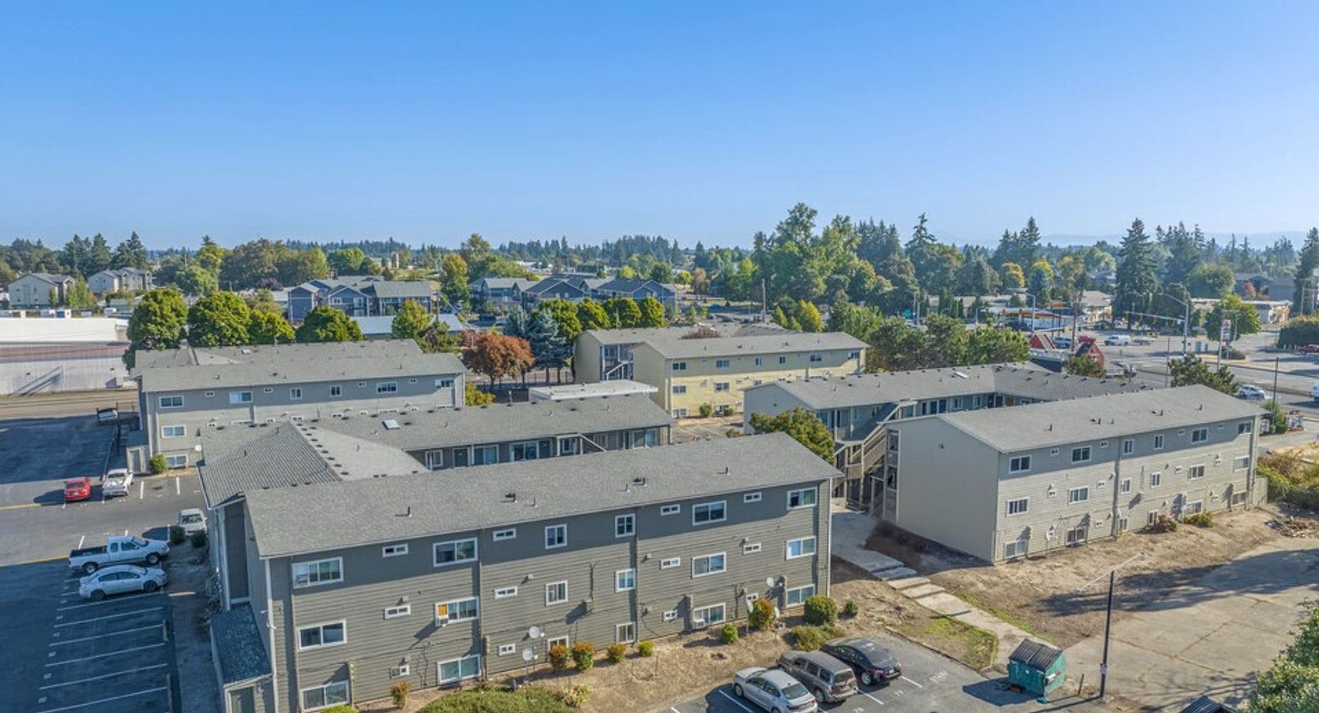 Salem Apartment: 2540 Hyacinth St NE