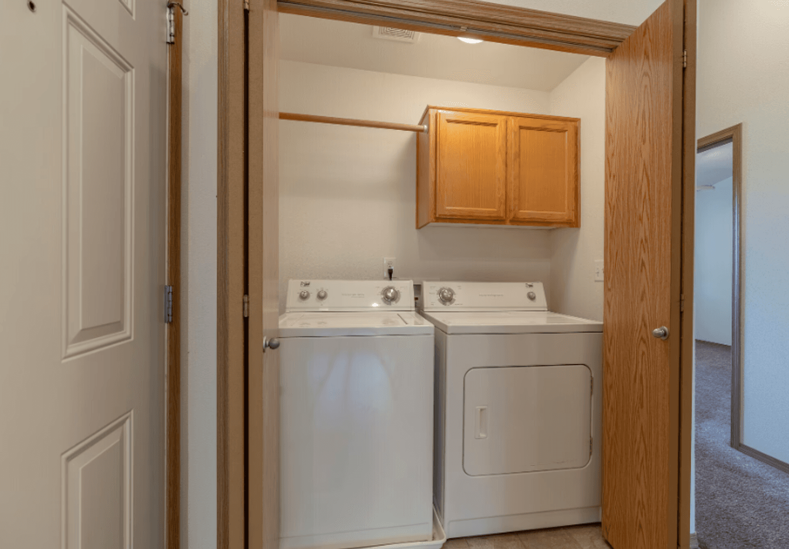 Independence Apartment: 353-367 8th St