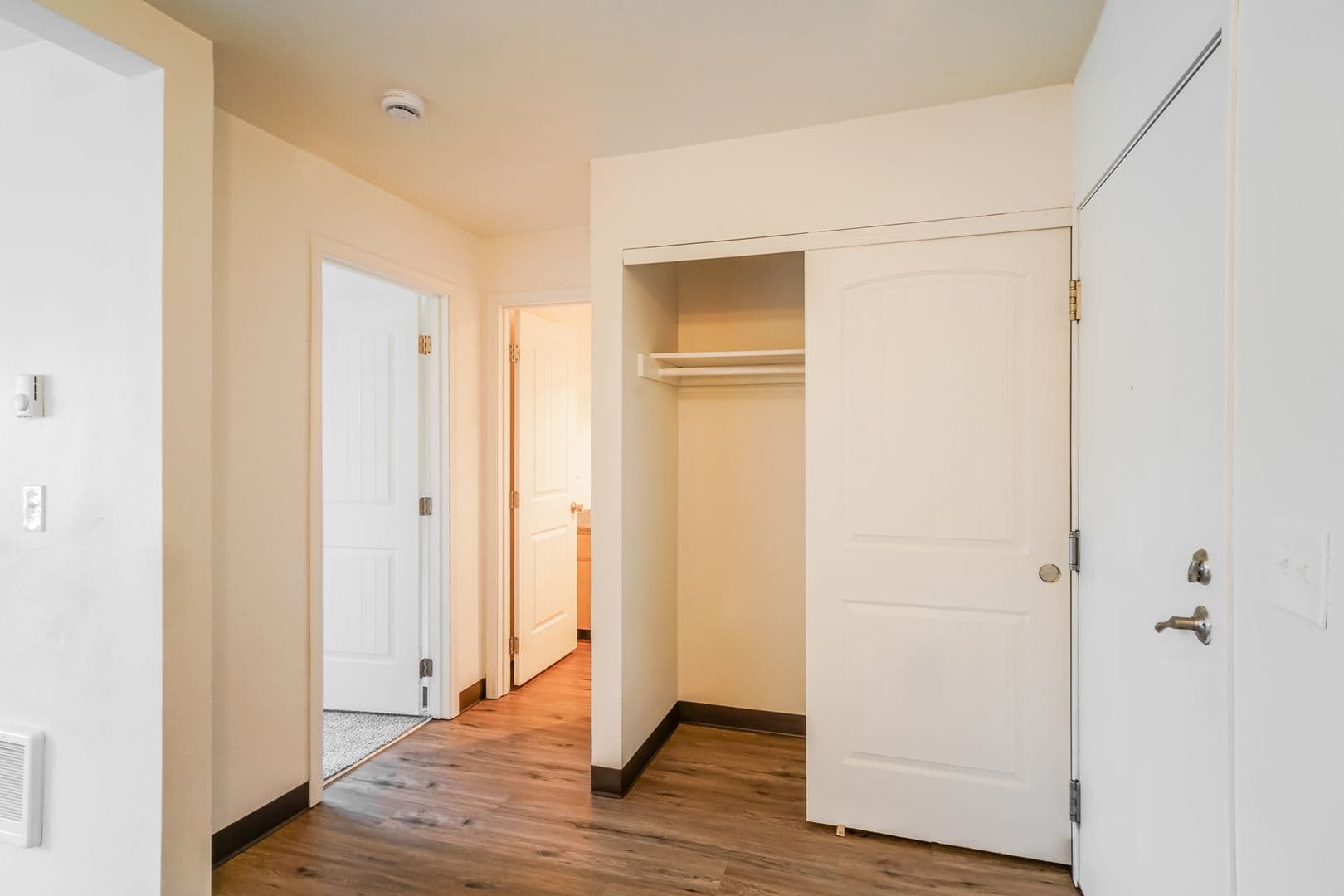 Salem Apartment: 1505 Brush College Road NW
