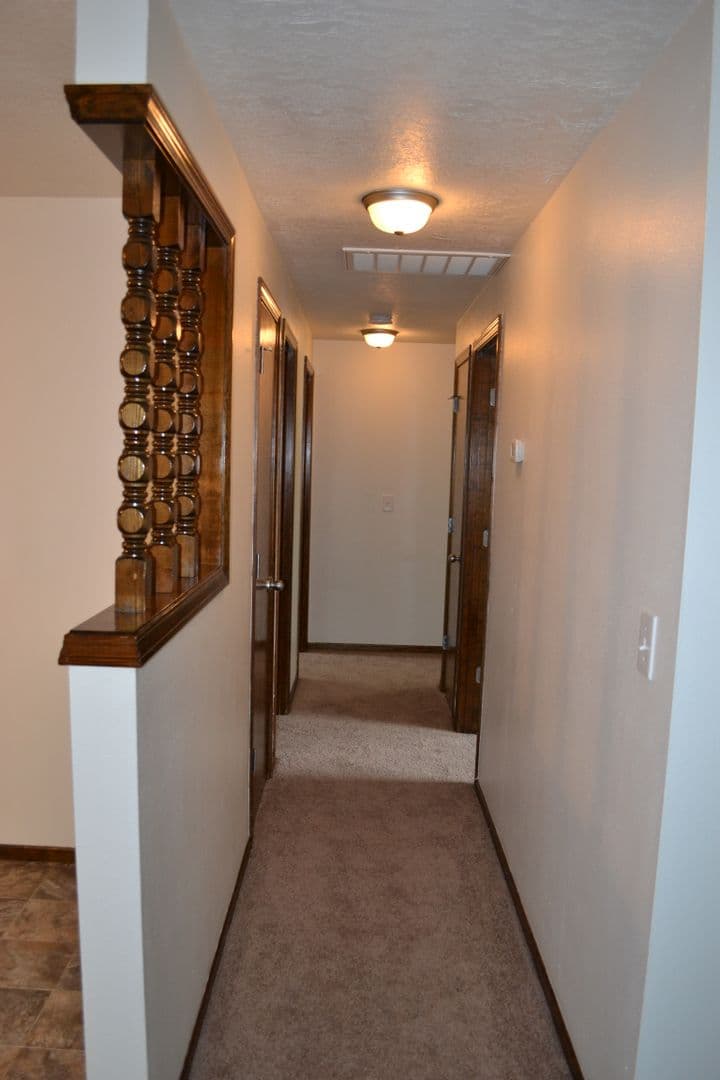 Salem House: 489 Wormwood St SE