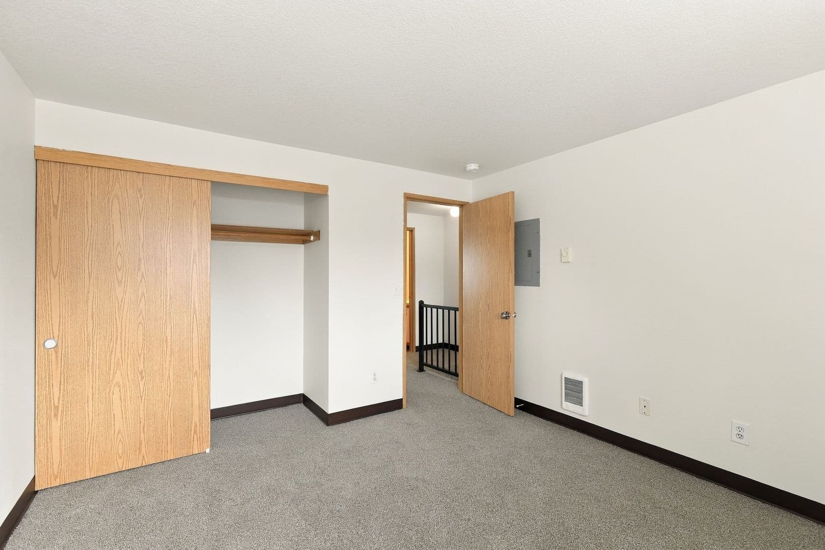Monmouth Apartment: 366 Main Street W.