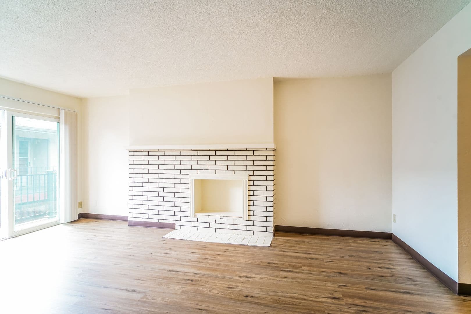 Salem Apartment: 807-889 Liberty Street SE