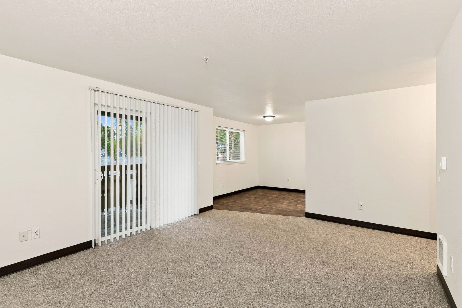 Keizer Apartment: 5110 10th Avenue NE
