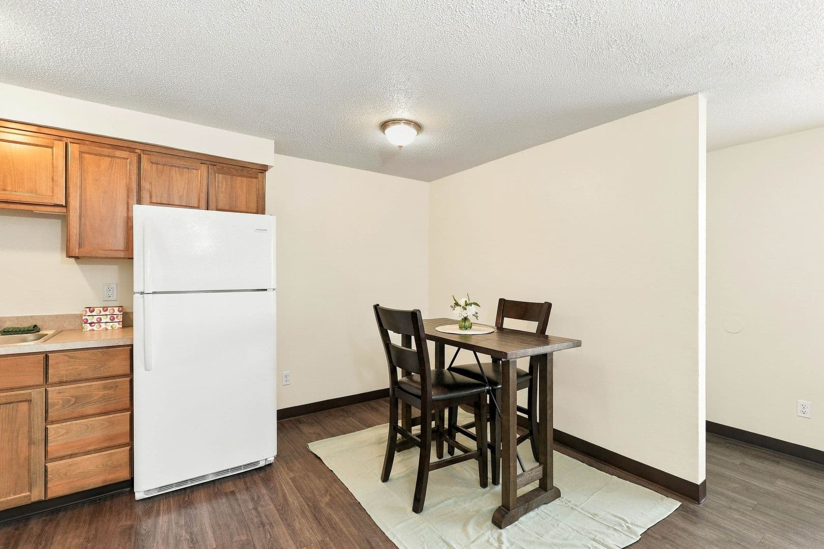 Salem Apartment: 1355-1365 4th Street NE