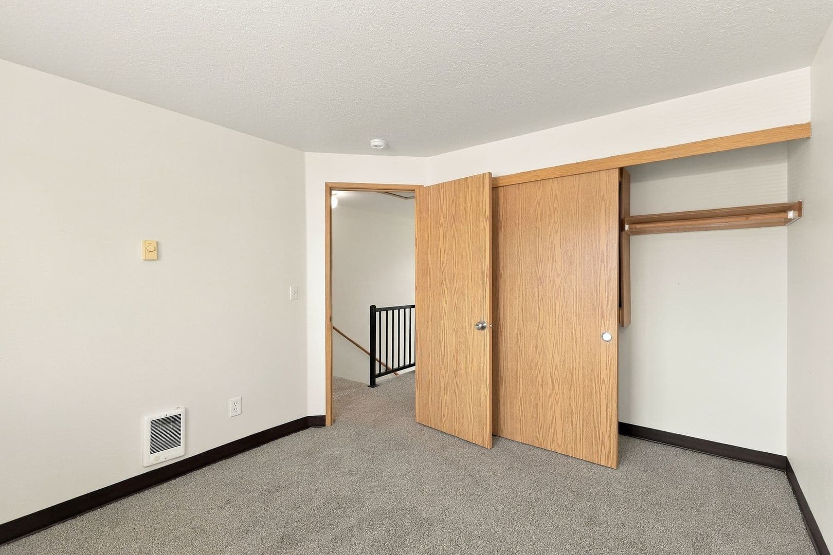 Monmouth Apartment: 366 Main Street W.