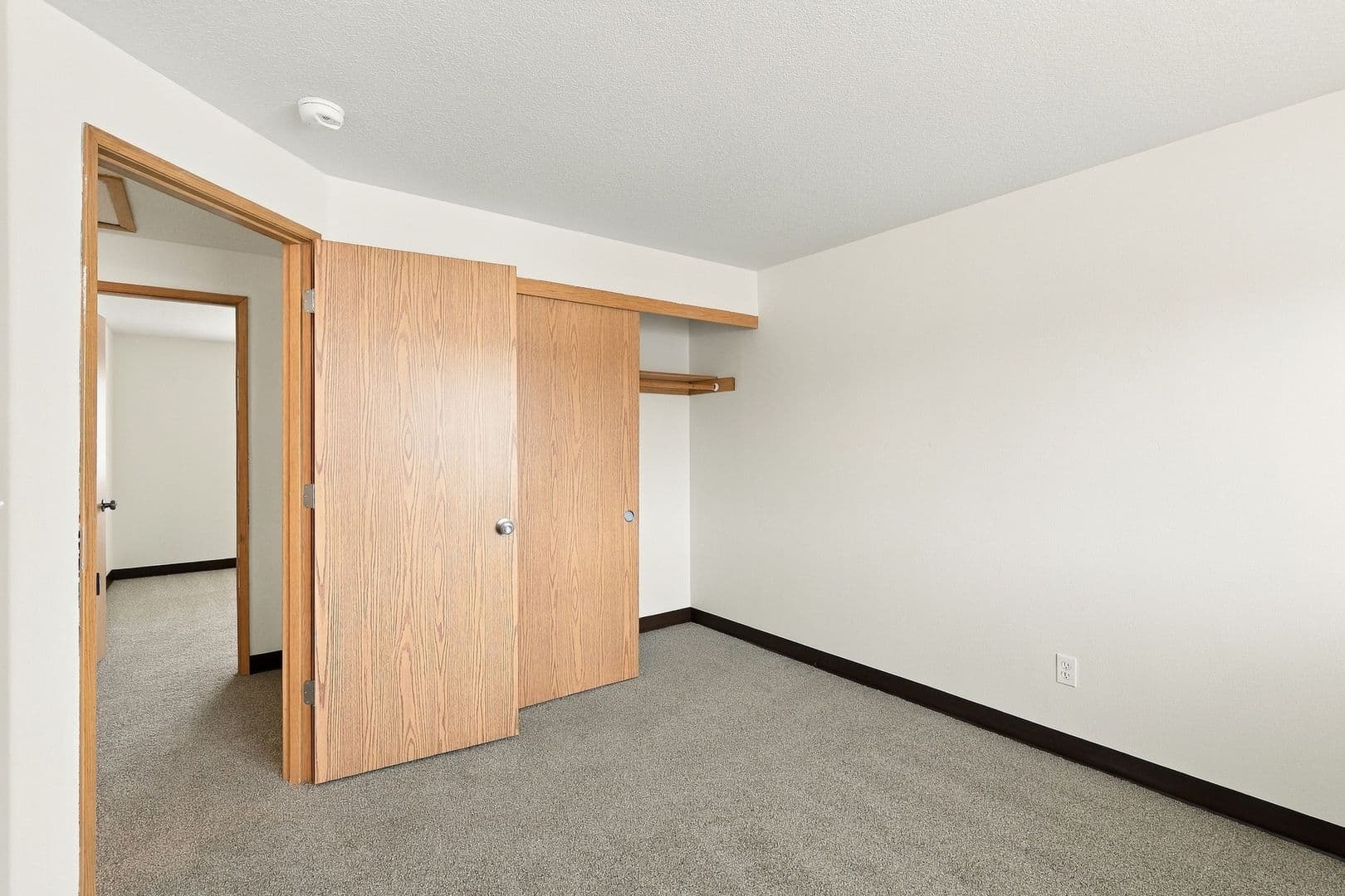 Monmouth Apartment: 366 Main Street W.