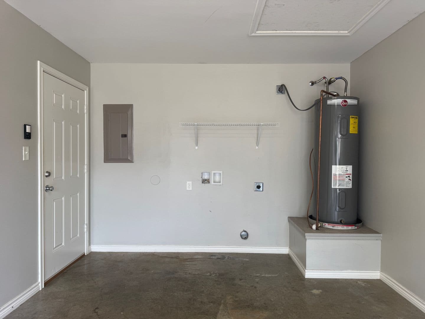 Bullard Apartment: 805 West Main