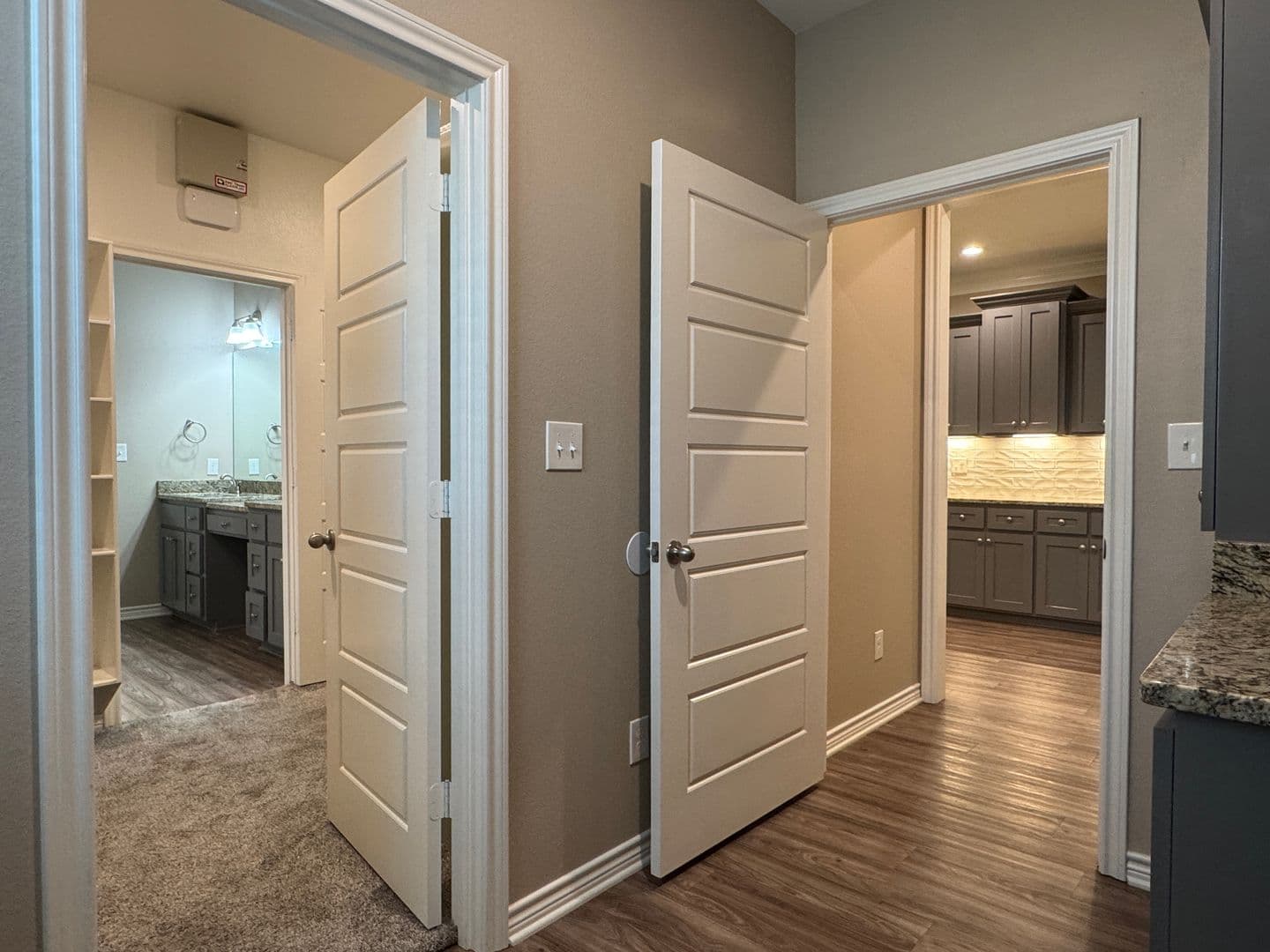Tyler Apartment: 3704-3784 Cottage Park Cir.