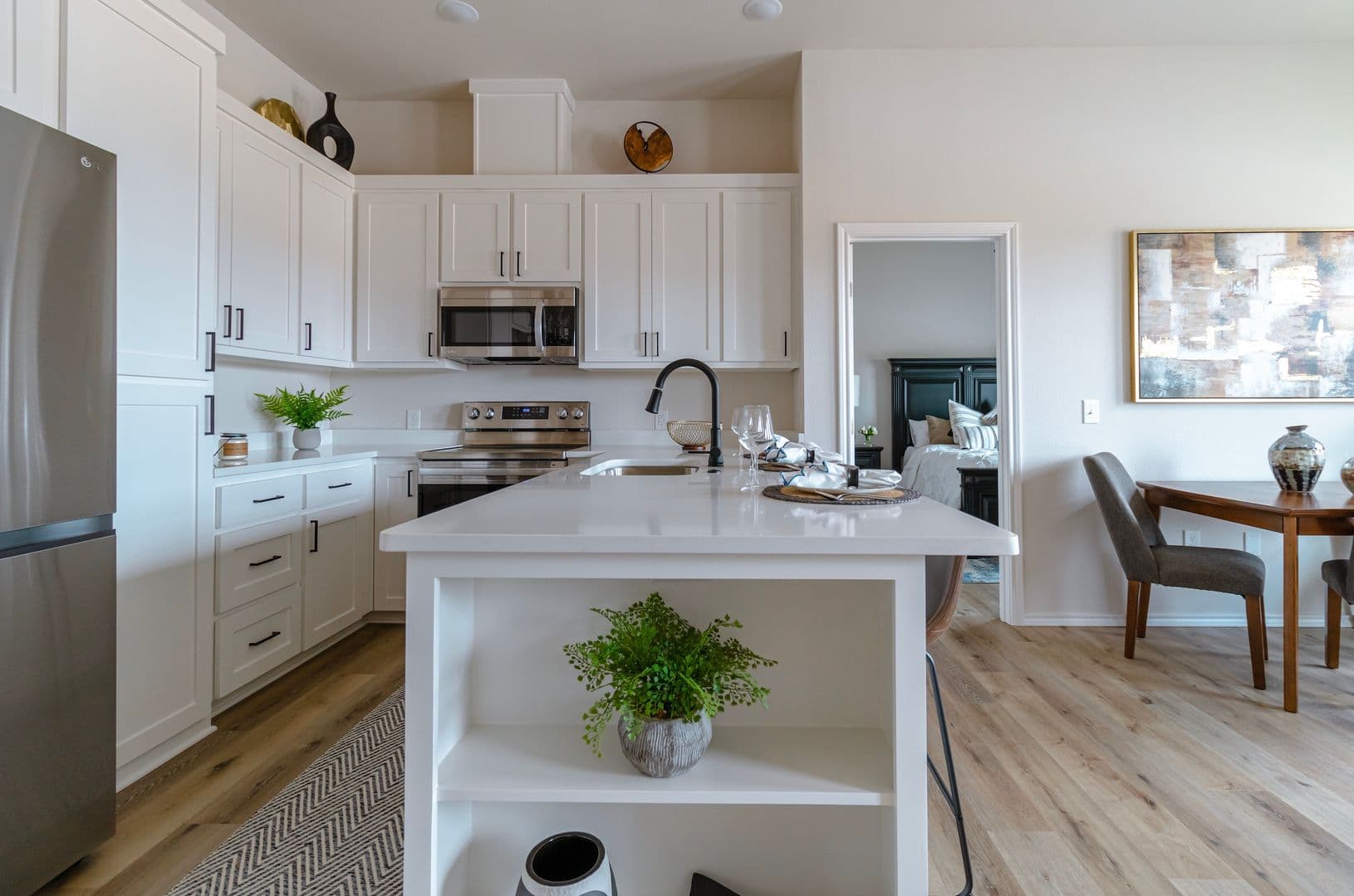 Mineola Apartment: 167 Blue Bird Ln