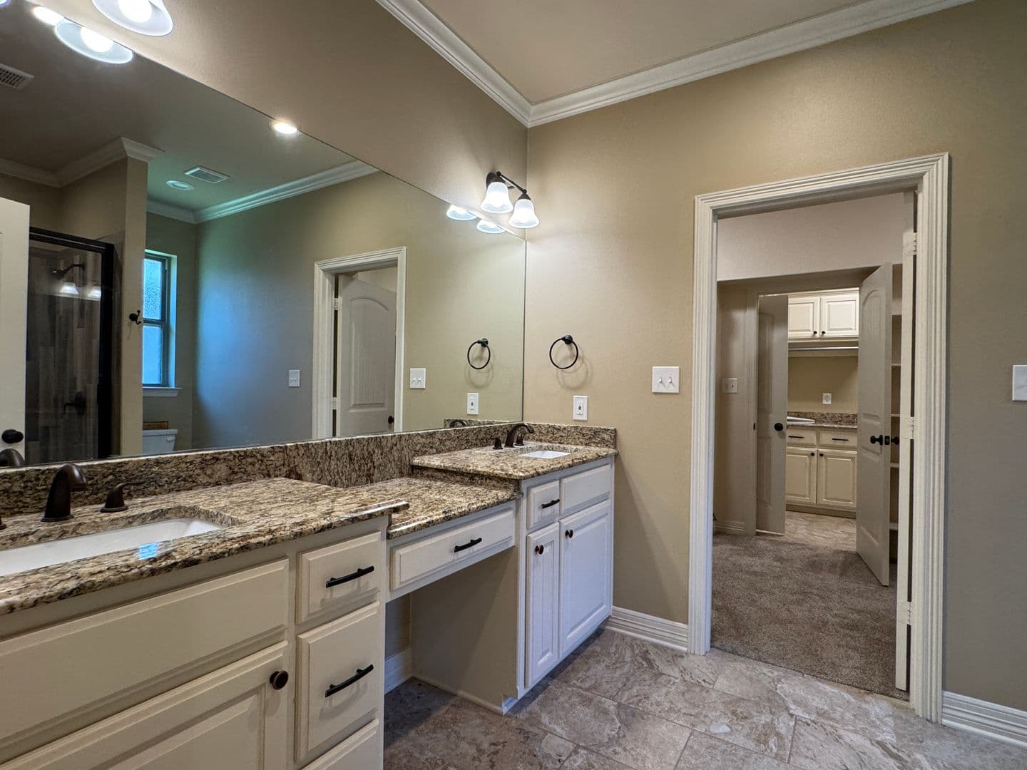 Flint House: 11248 Fox Trail