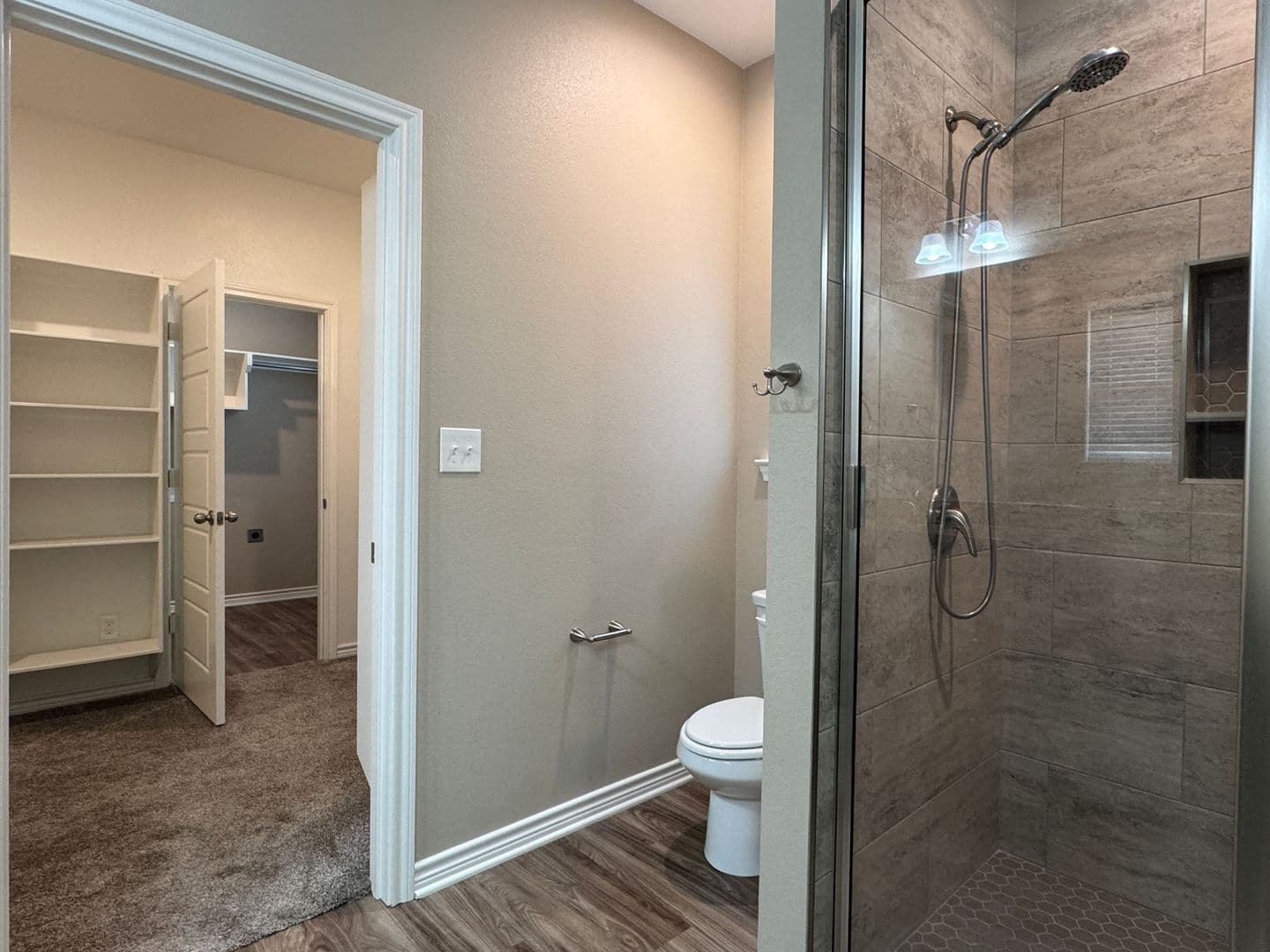 Tyler Apartment: 3704-3784 Cottage Park Cir.