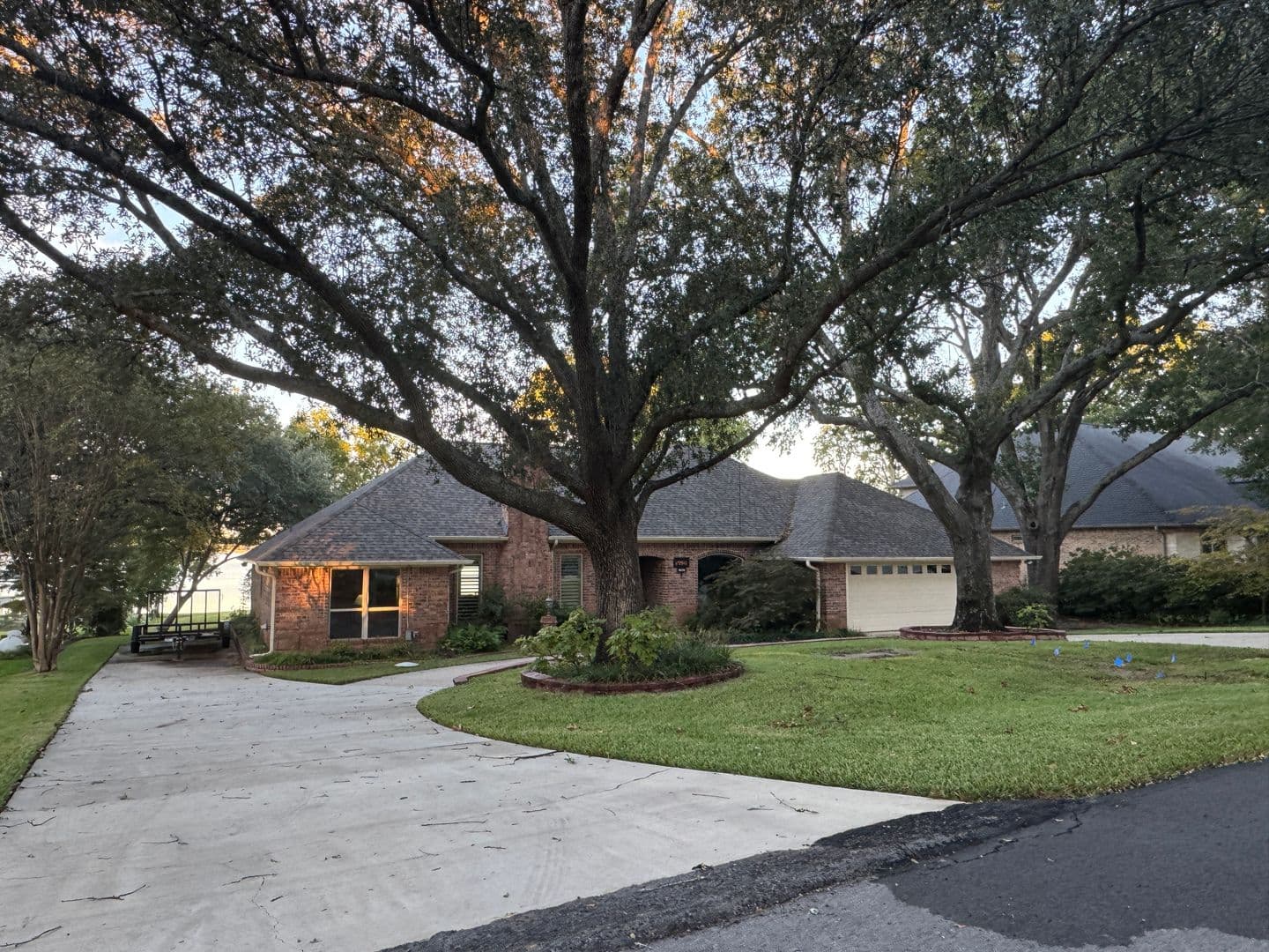Flint House: 21184 Bay View Dr