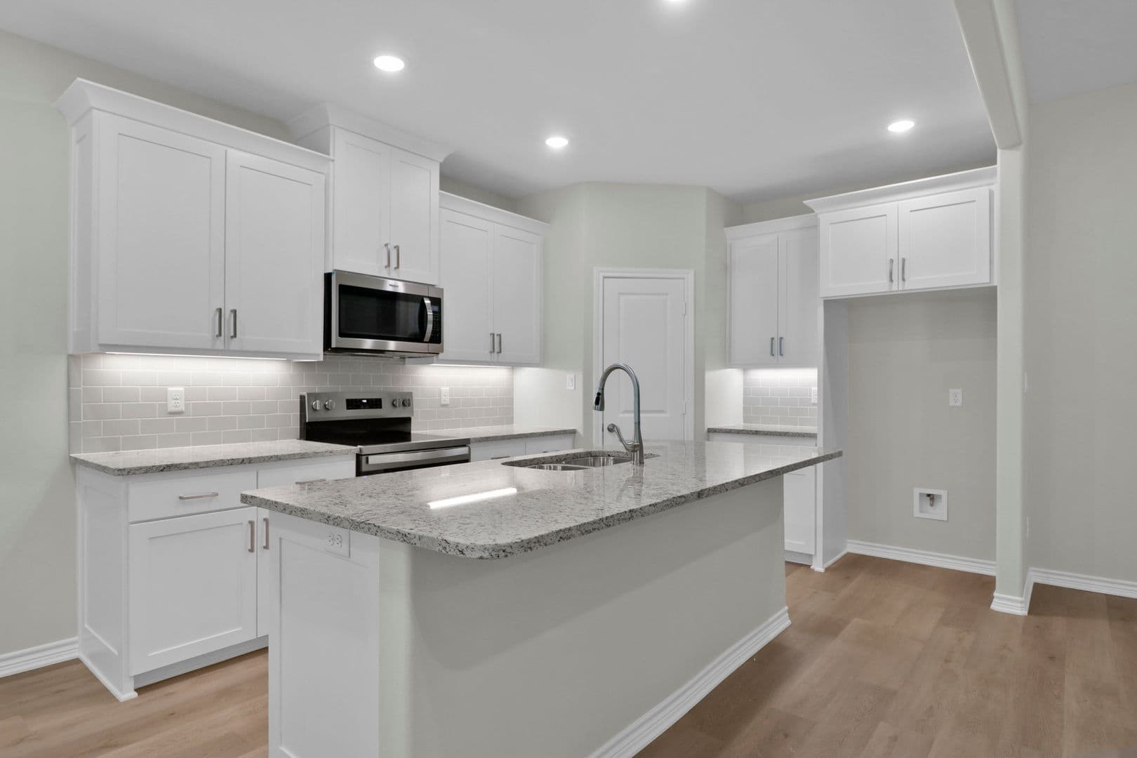 Tyler House: 3061 Guinn Farms Rd