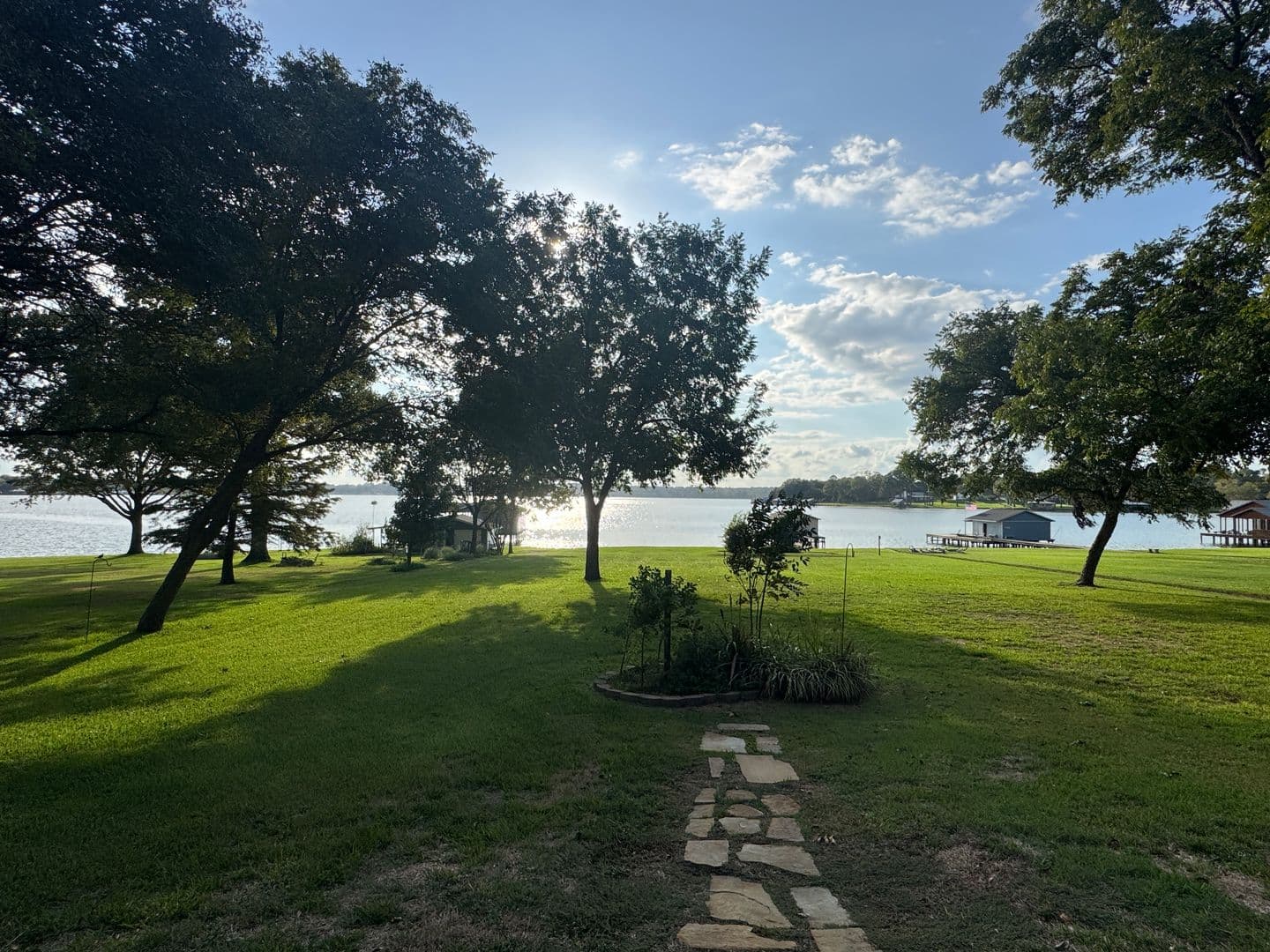 Flint House: 21184 Bay View Dr