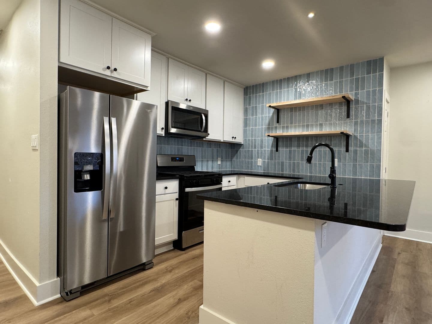 Tyler Apartment: 611 Lindsey Lane