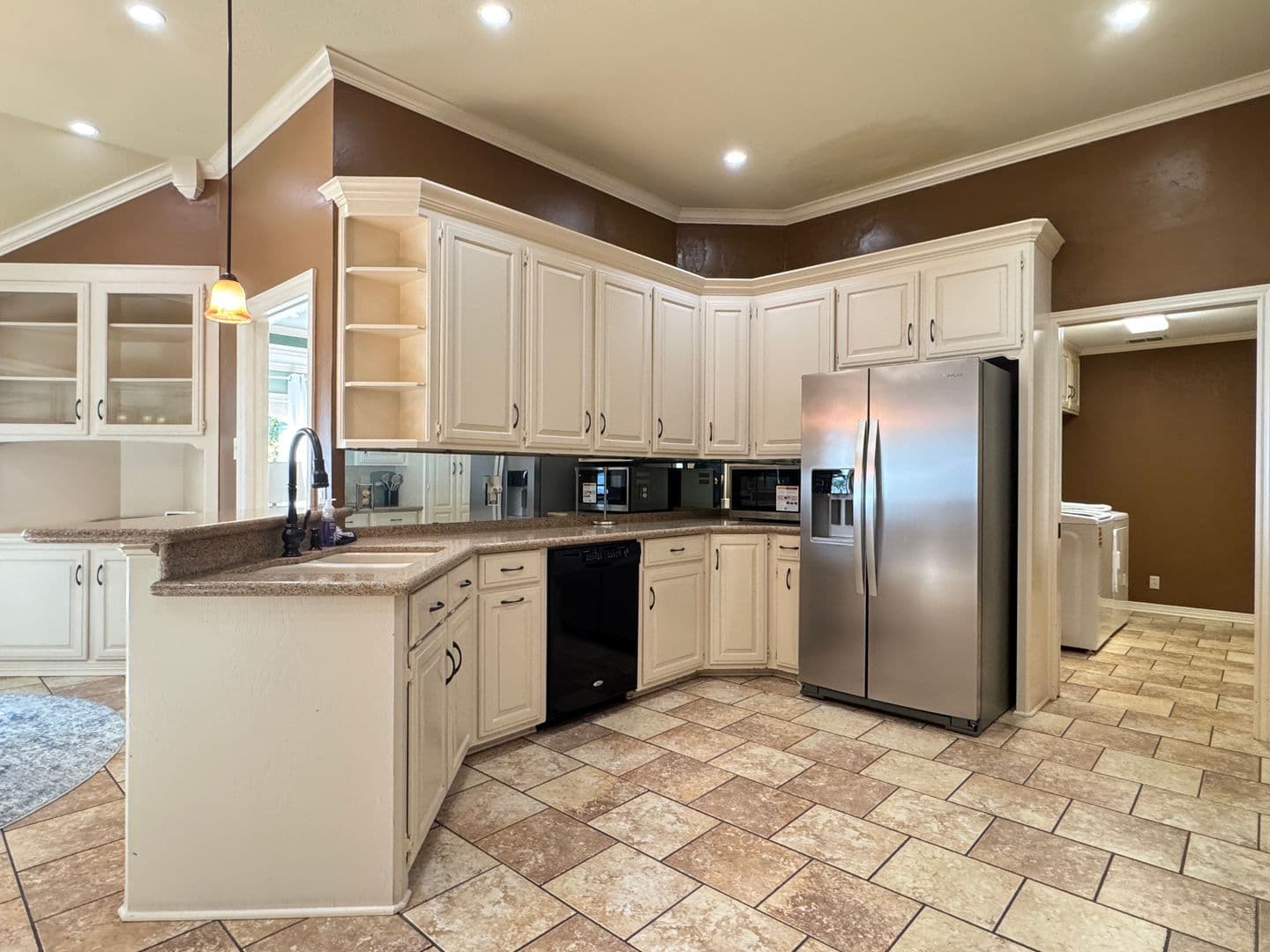 Flint House: 21184 Bay View Dr