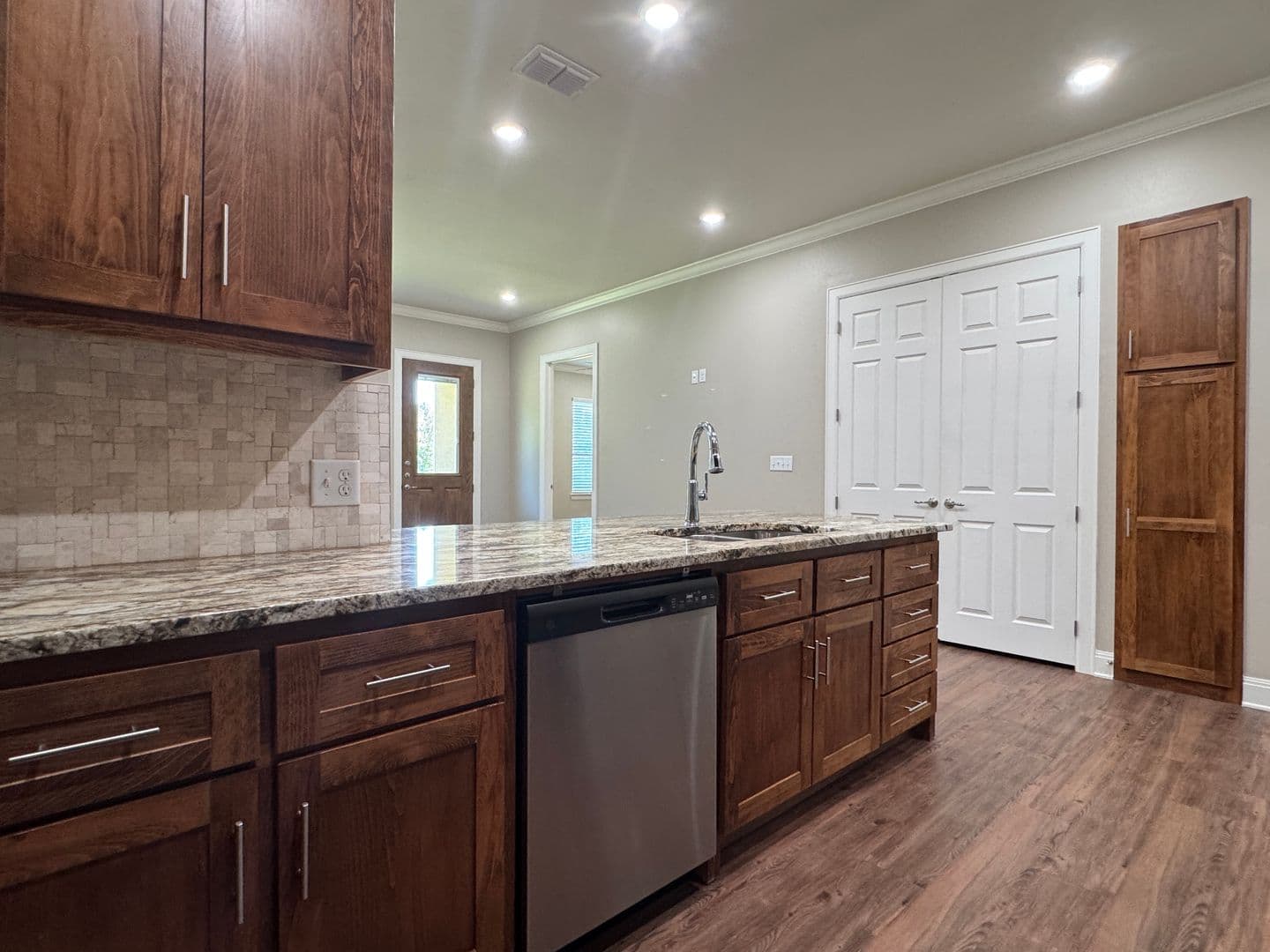 Tyler Apartment: 9149 CR 273