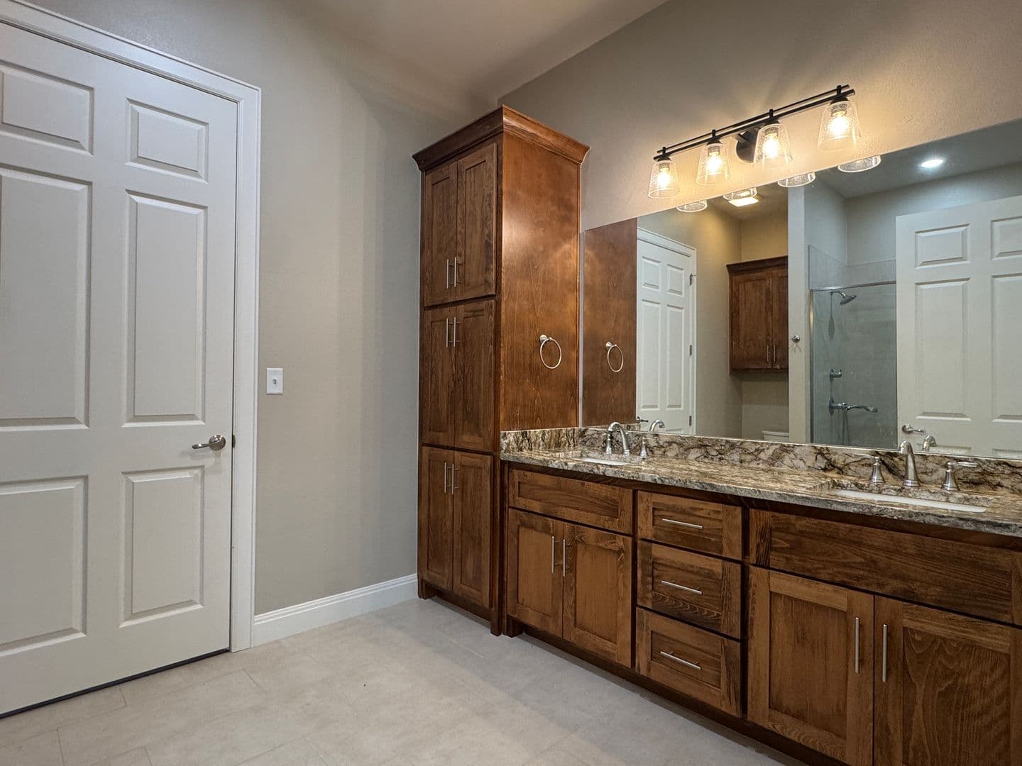 Tyler Apartment: 9149 CR 273