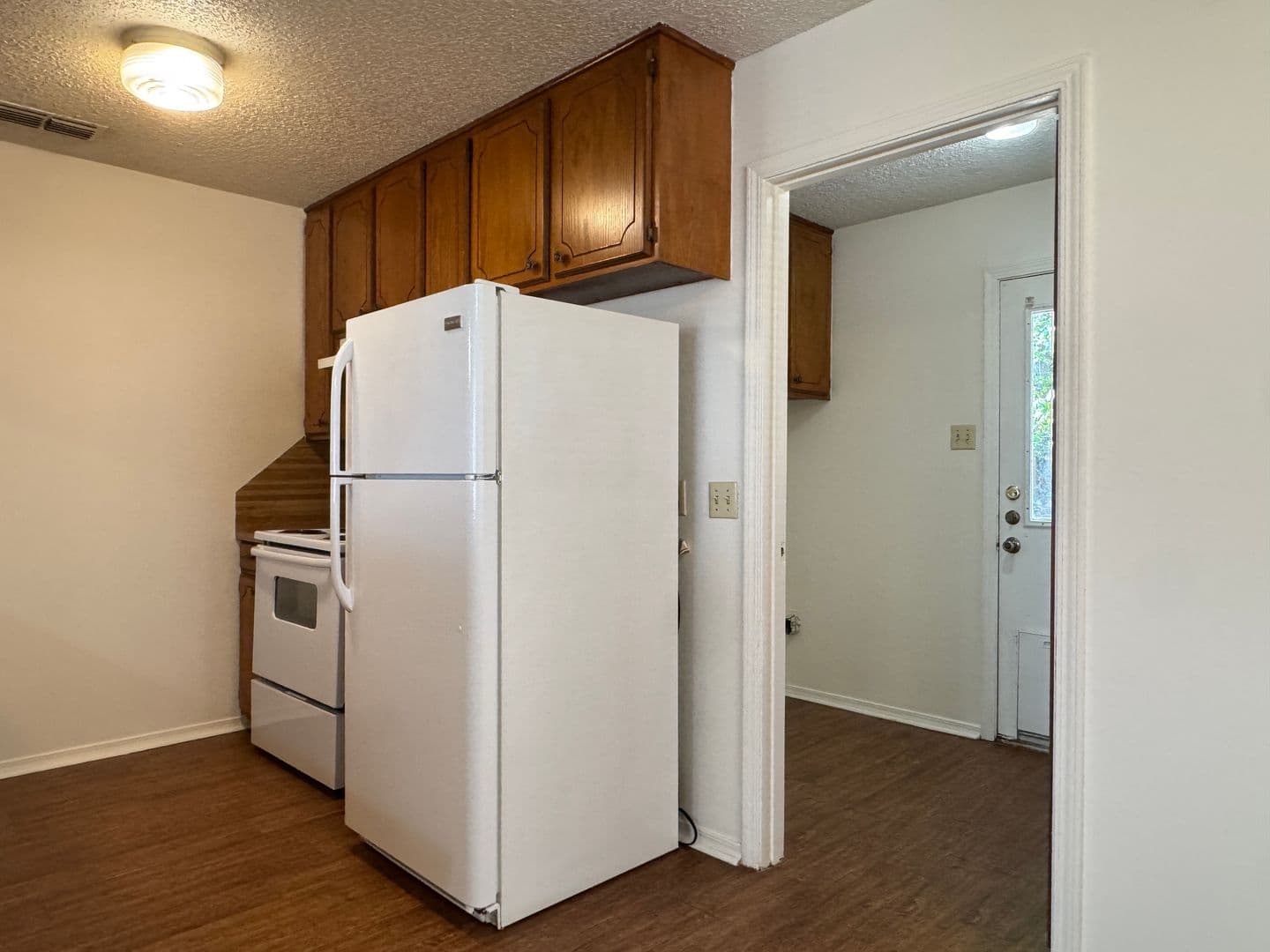 Tyler House: 10728 Kiamichi