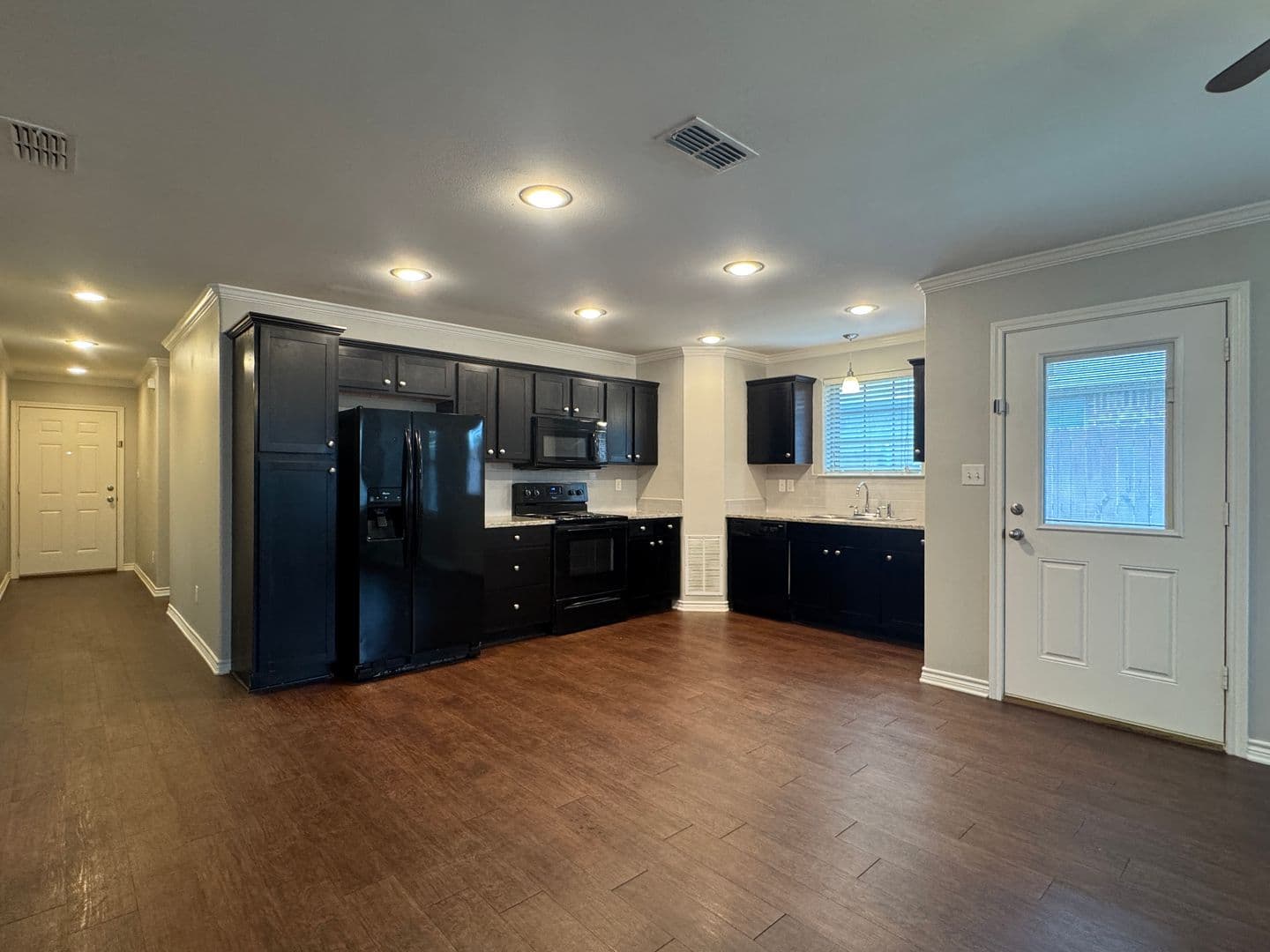 Bullard Apartment: 805 West Main