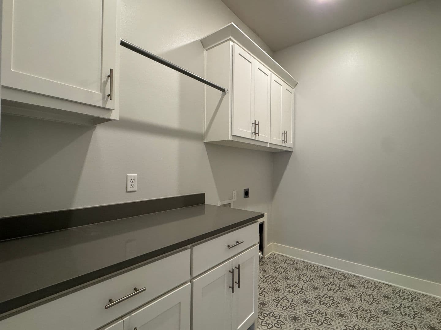Tyler House: 7207 Rolling Acres Pl