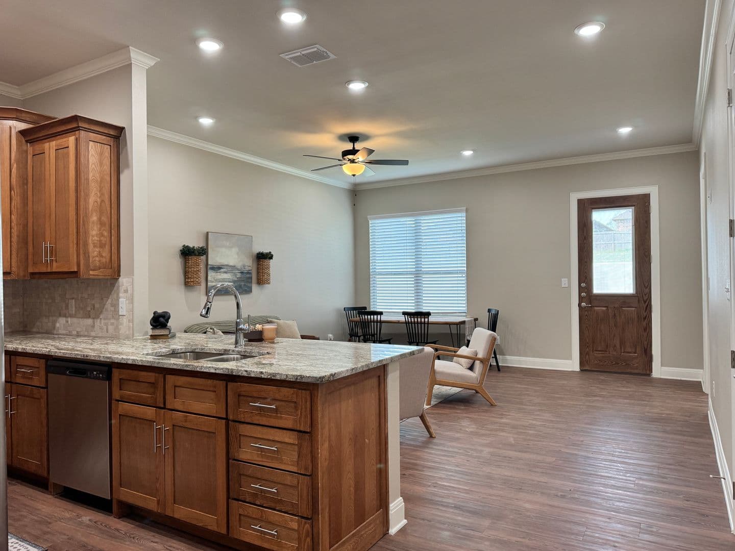 Tyler Apartment: 9149 CR 273