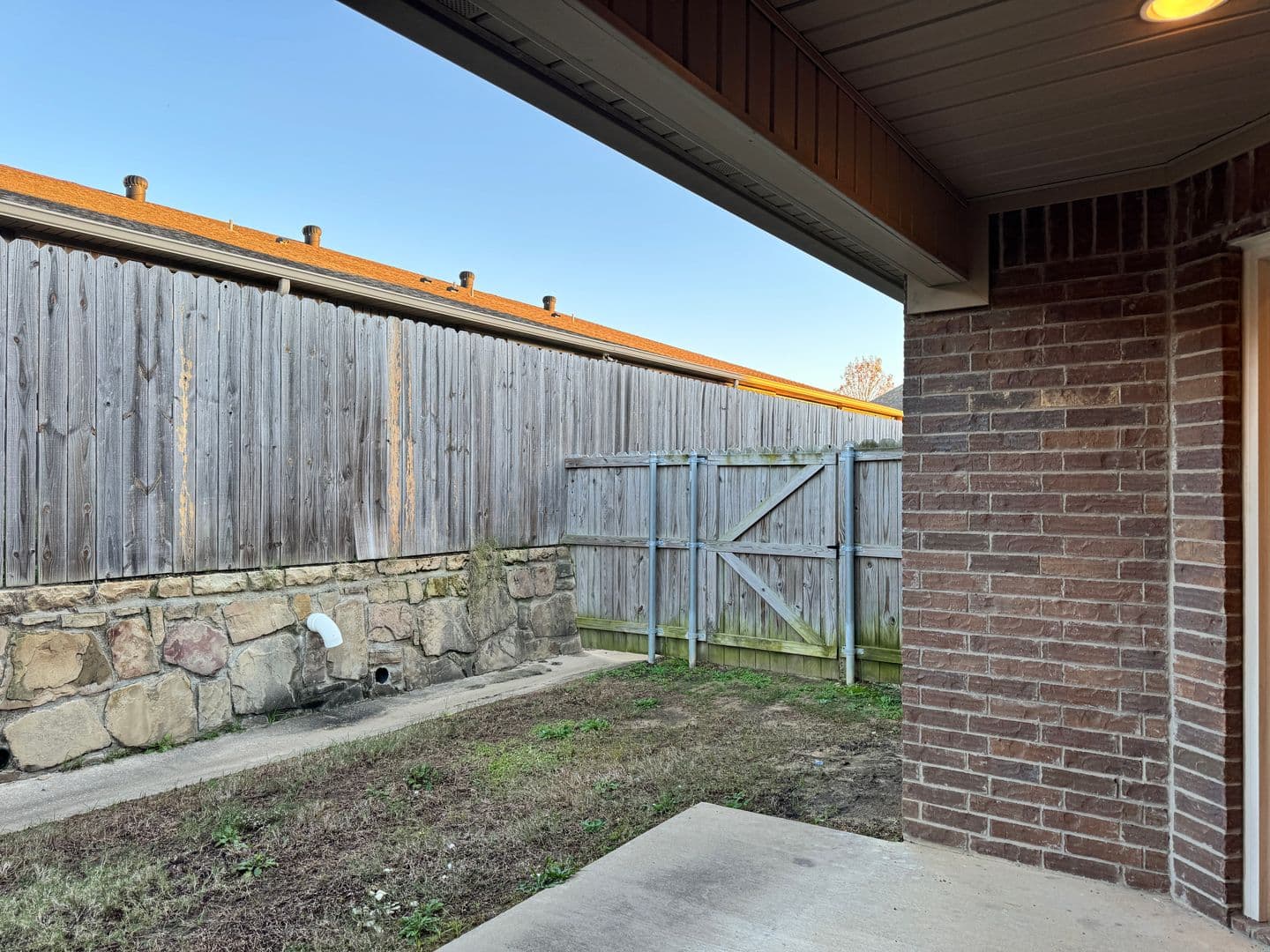 Tyler Apartment: 2525 Roy Rd