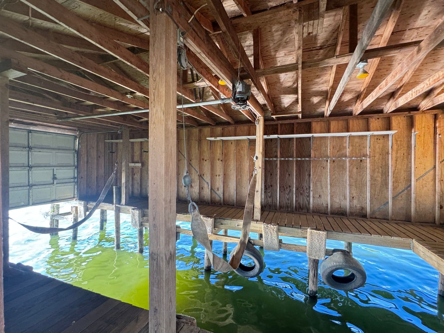 Flint House: 21184 Bay View Dr