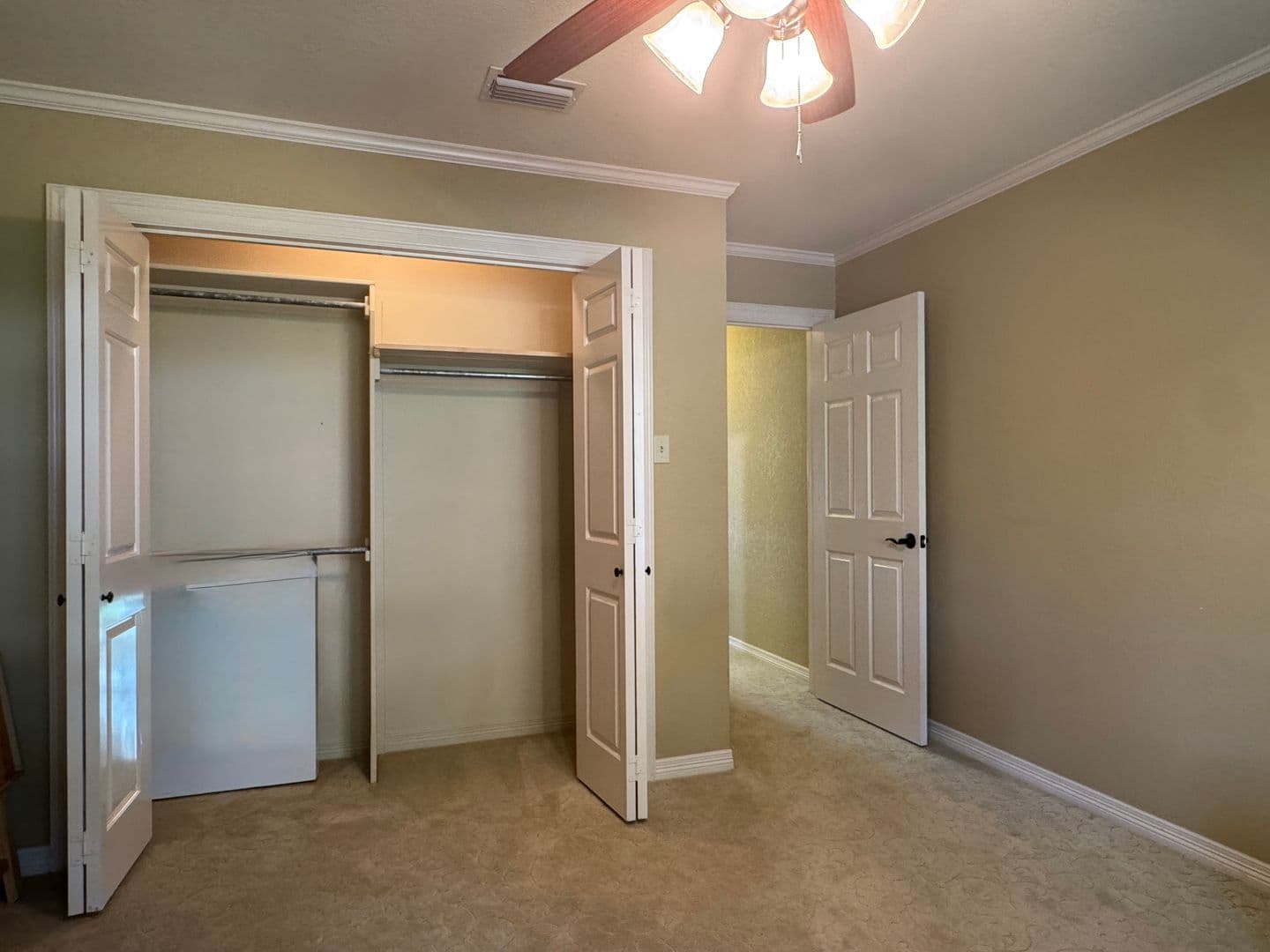 Flint House: 21184 Bay View Dr