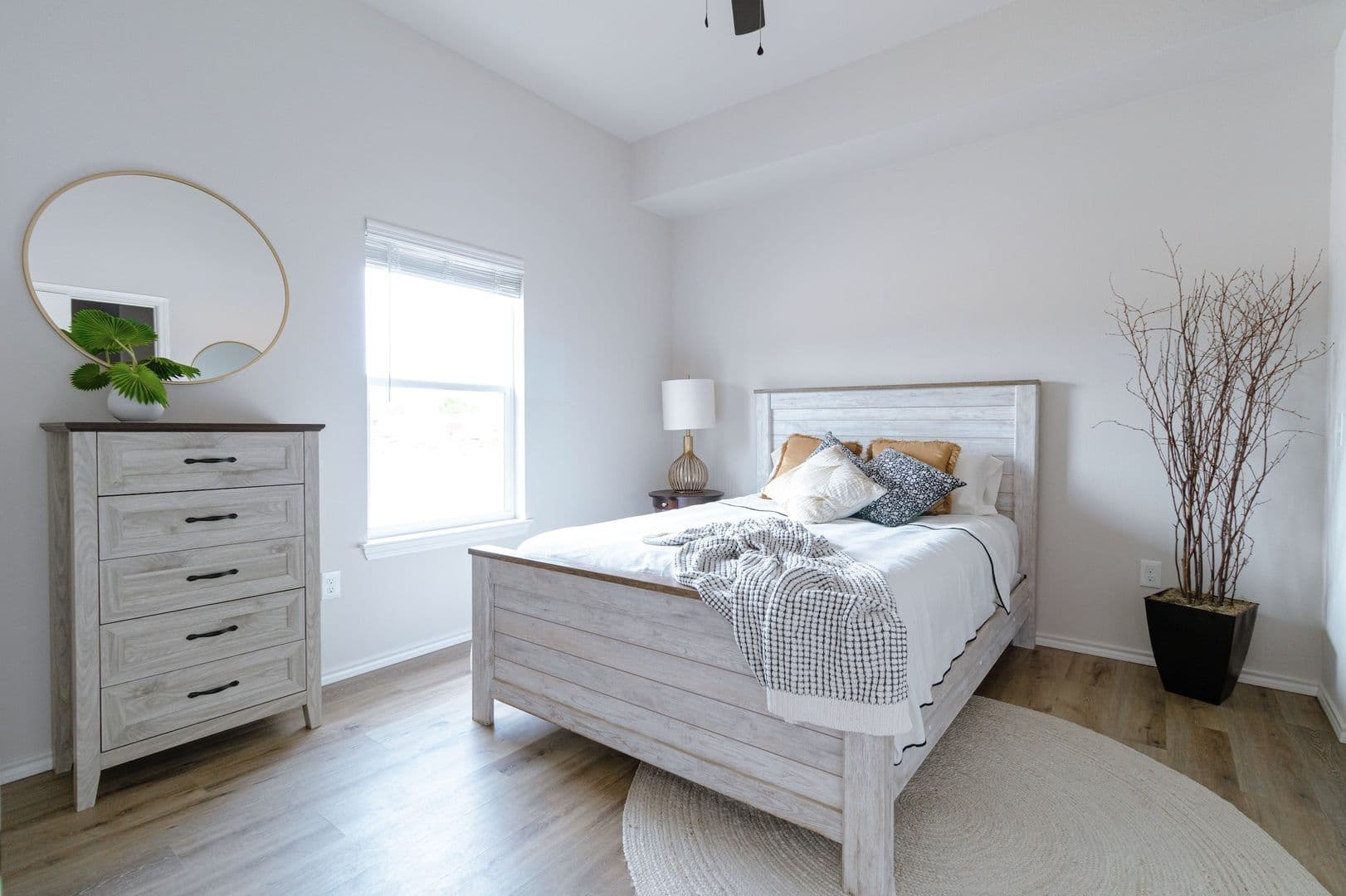 Mineola Apartment: 167 Blue Bird Ln