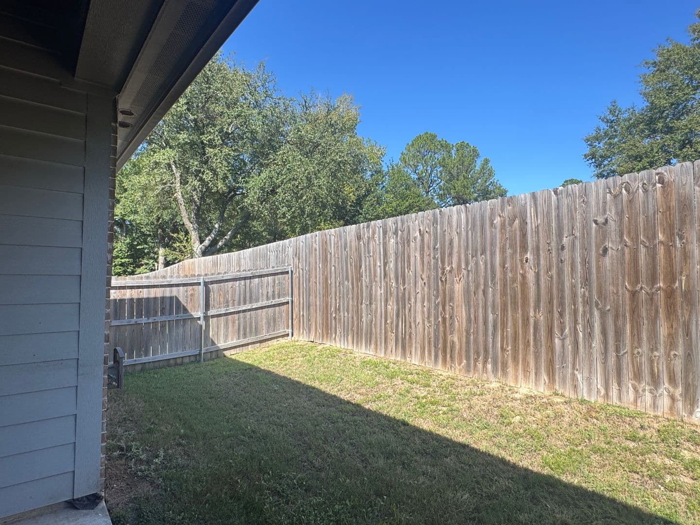 Tyler House: 7207 Rolling Acres Pl