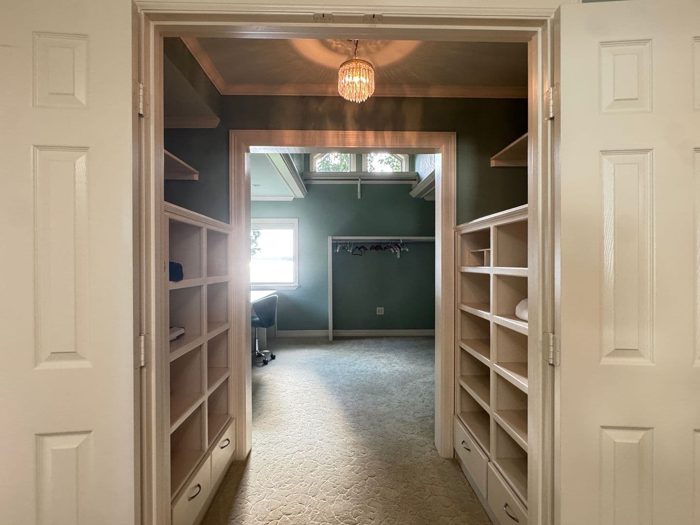 Flint House: 21184 Bay View Dr