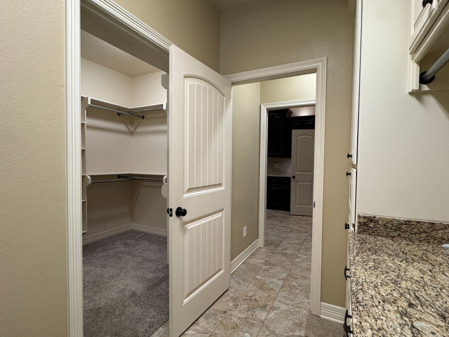 Flint House: 11248 Fox Trail