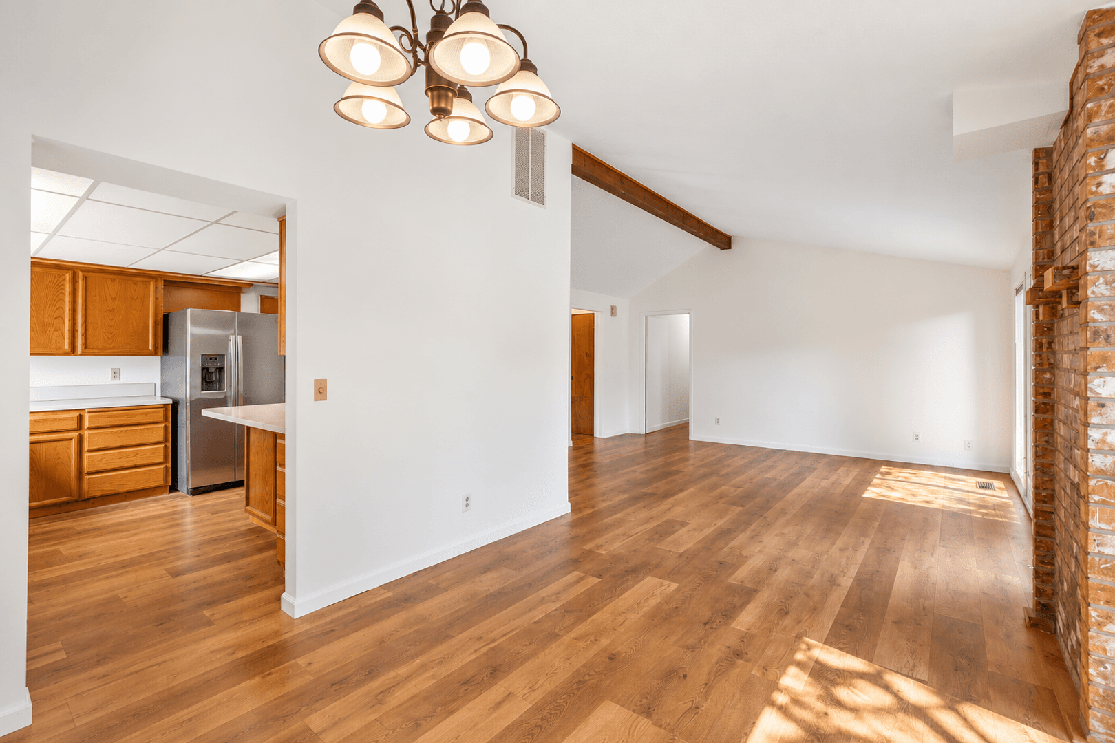 Salem House: 5588 Waln Creek Ct S