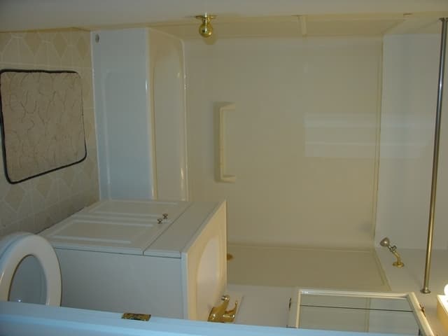 Seattle Apartment: 10002 3rd Ave NW