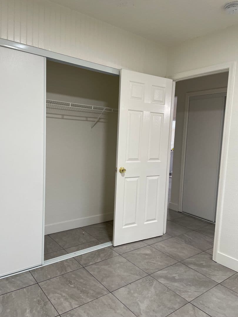 North Las Vegas Apartment: 2106 North Daley Street,