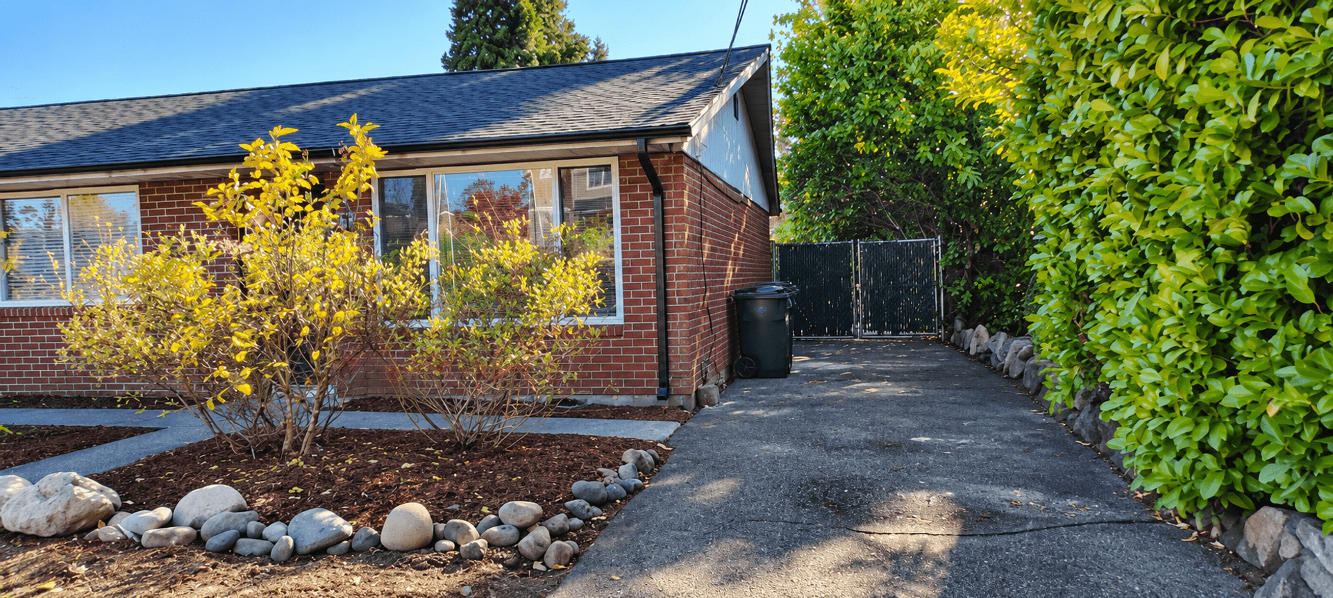 Lakewood Apartment: 9016 Washington Blvd