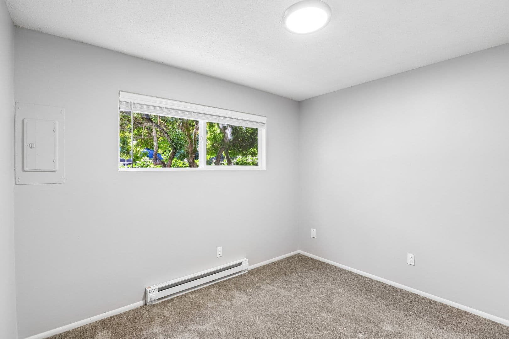 Portland Apartment: 6225-6235 SW Burlingame