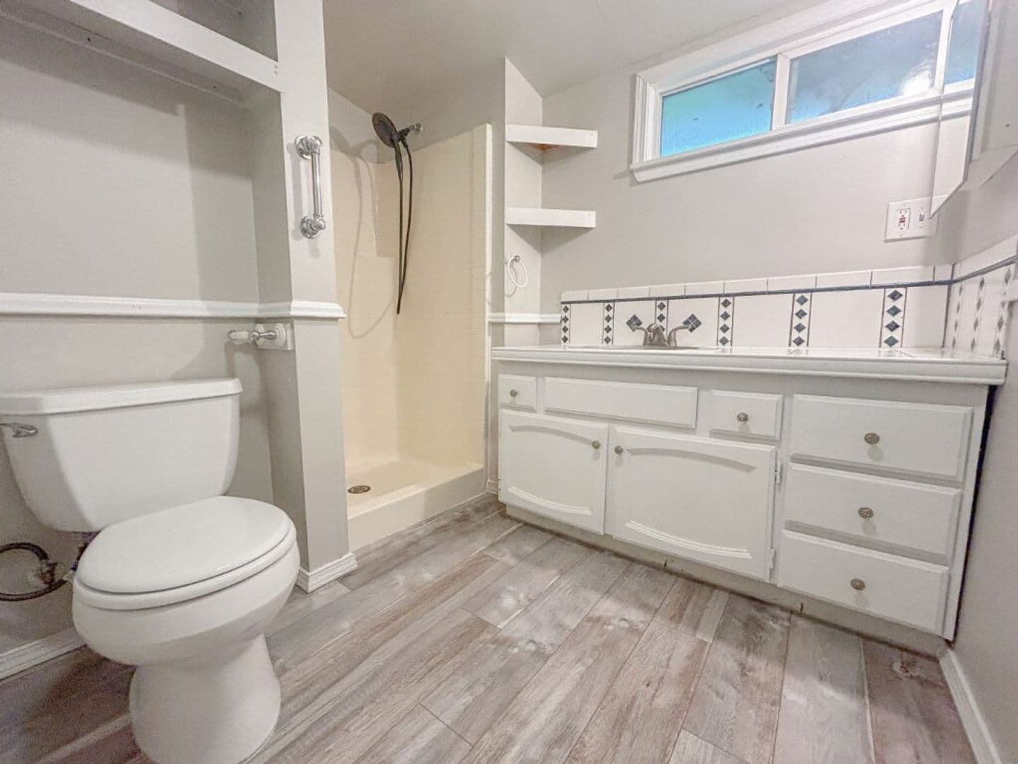 Portland Apartment: 6505-6509 NE 66th Ave