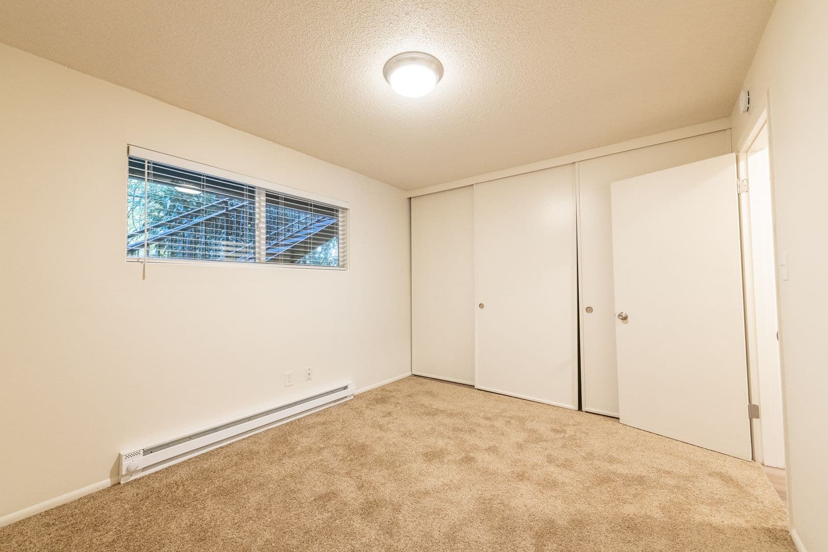 Portland Apartment: 6225-6235 SW Burlingame