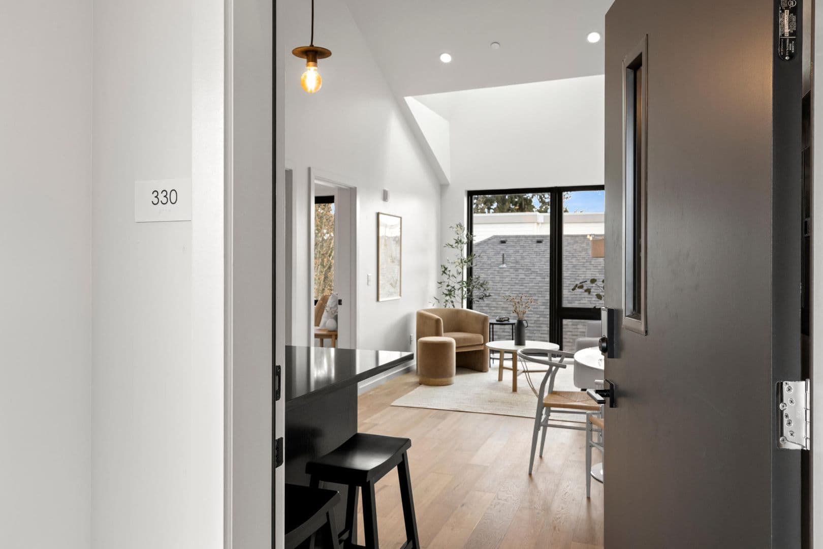 Portland Apartment: 1615 N Willis Blvd