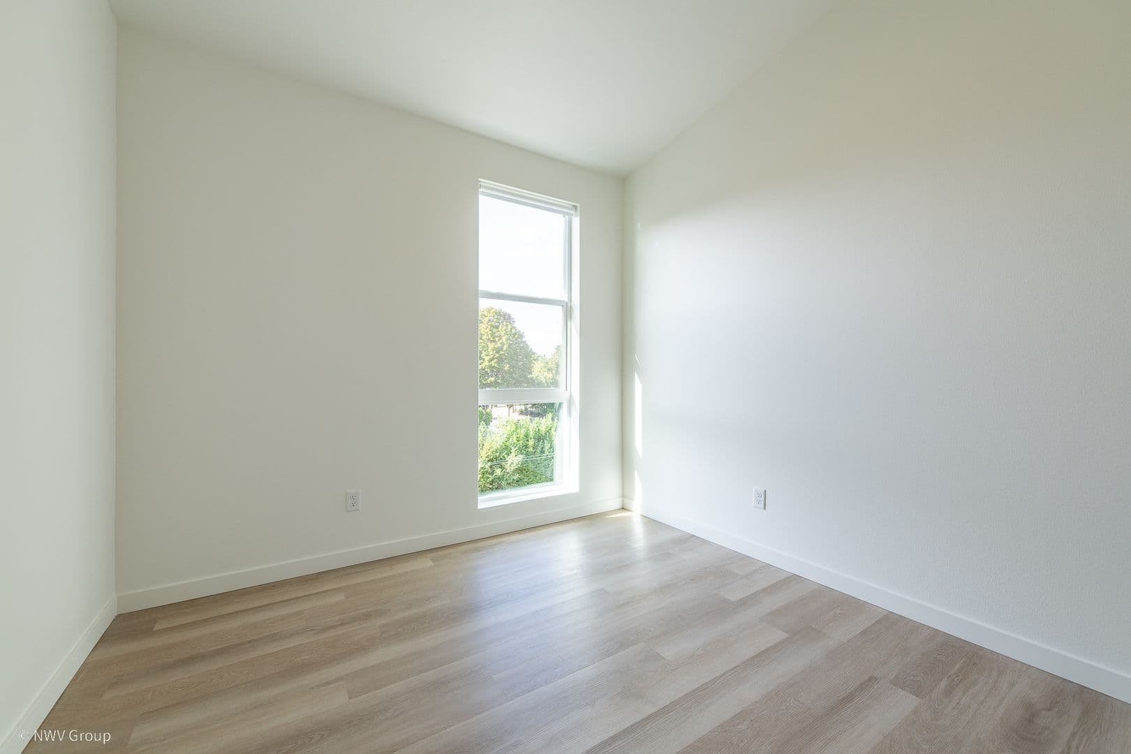 Portland Apartment: 8770 N Willamette