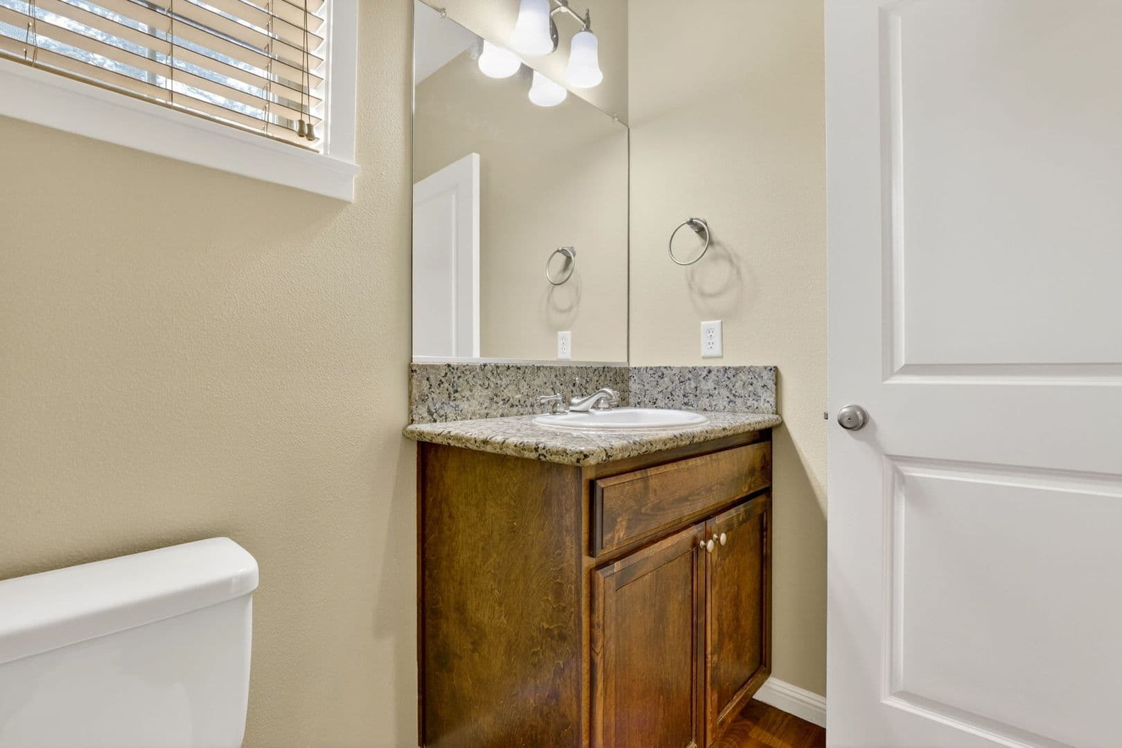 Gresham Apartment: 308-394 SW Eastman Parkway