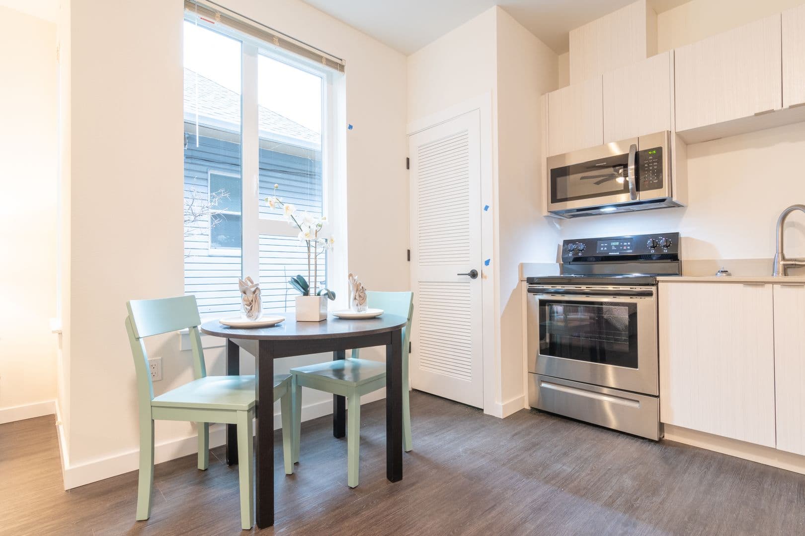 Portland Apartment: 435 NE Church