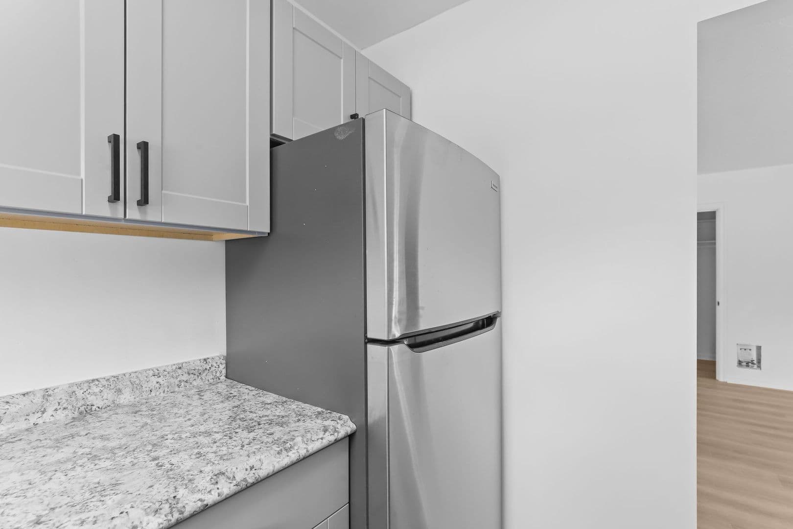 Portland Apartment: 4831-4841 E Burnside St