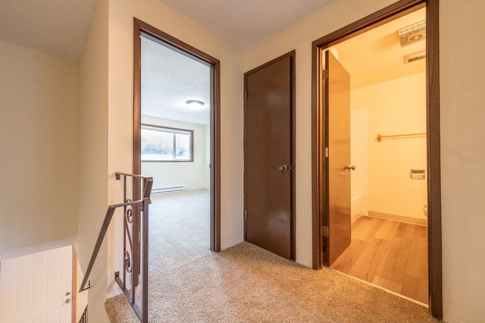 Milwaukie Apartment: 15500 SE East Ave