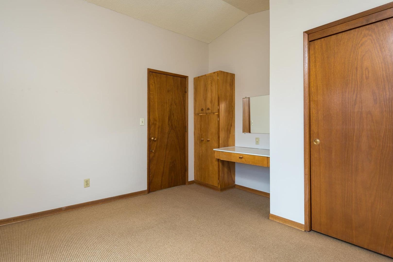Portland Apartment: 2504 N Rosa Parks Way